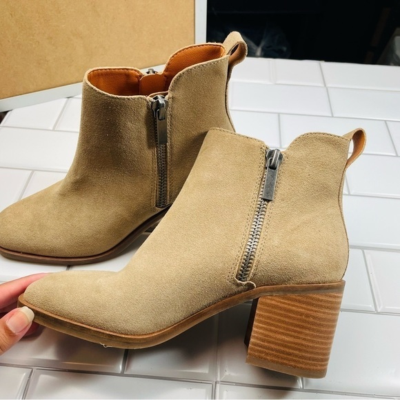 Lucky Brand Walba‎ Bootie Taupe Suede 8M - Picture 7 of 12